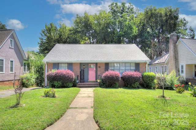 $3,000 | 629 Grandin Road, Charlotte, NC 28208