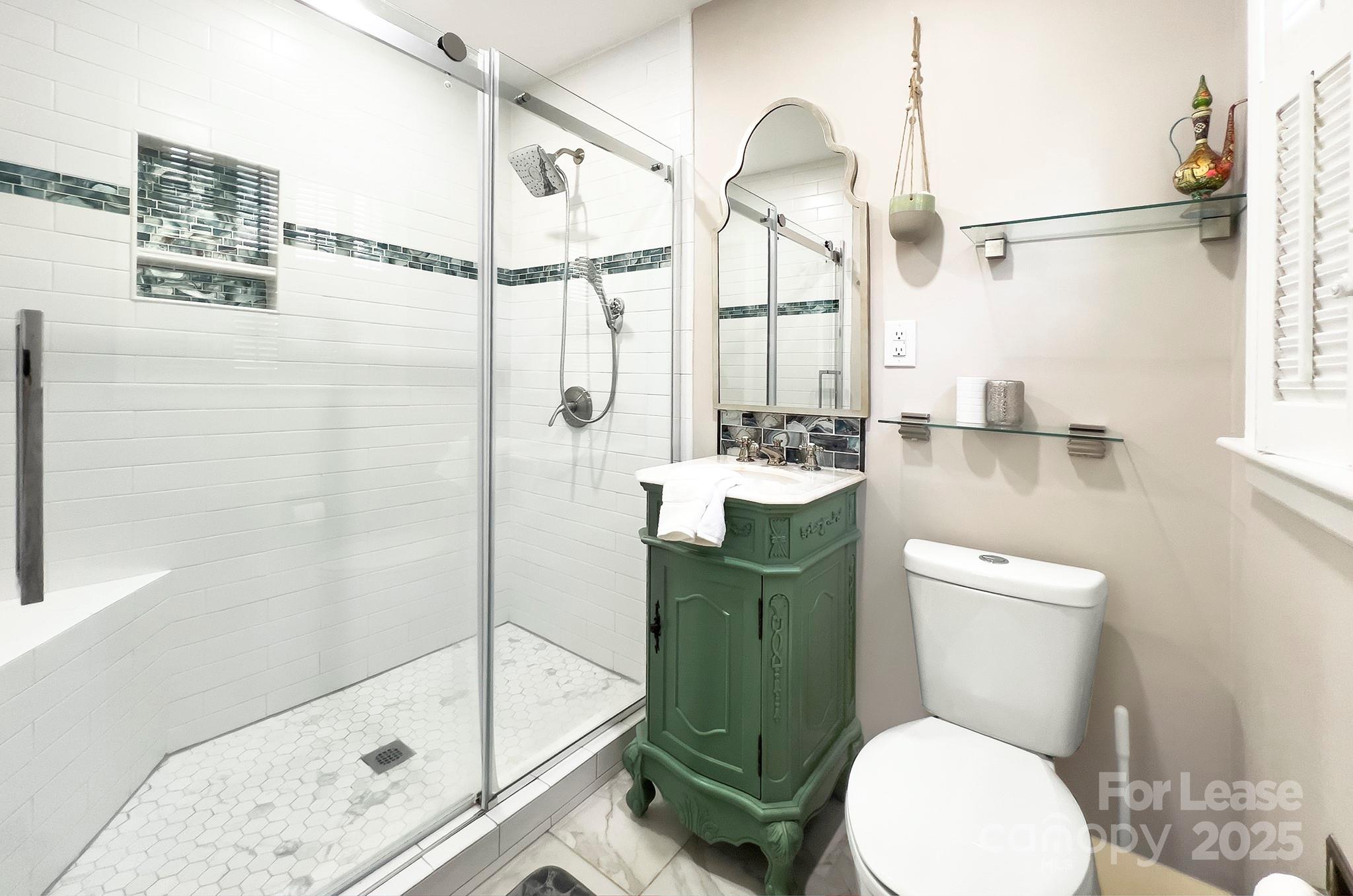 629 Grandin Road Charlotte, NC 28208 - Photo 17 of 31