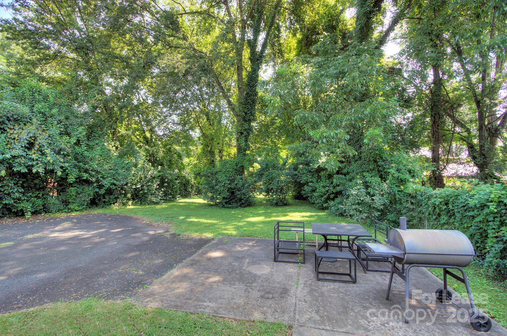 629 Grandin Road Charlotte, NC 28208 - Photo 29 of 31