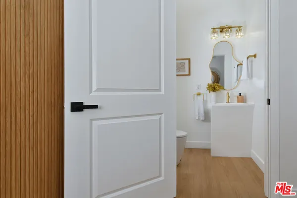 $9,800 | 26065 Farmfield Road, Calabasas, CA 91302