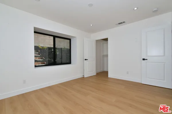 $9,800 | 26065 Farmfield Road, Calabasas, CA 91302