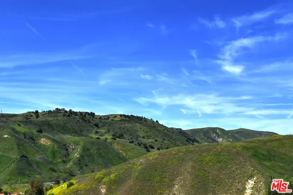 $9,800 | 26065 Farmfield Road, Calabasas, CA 91302