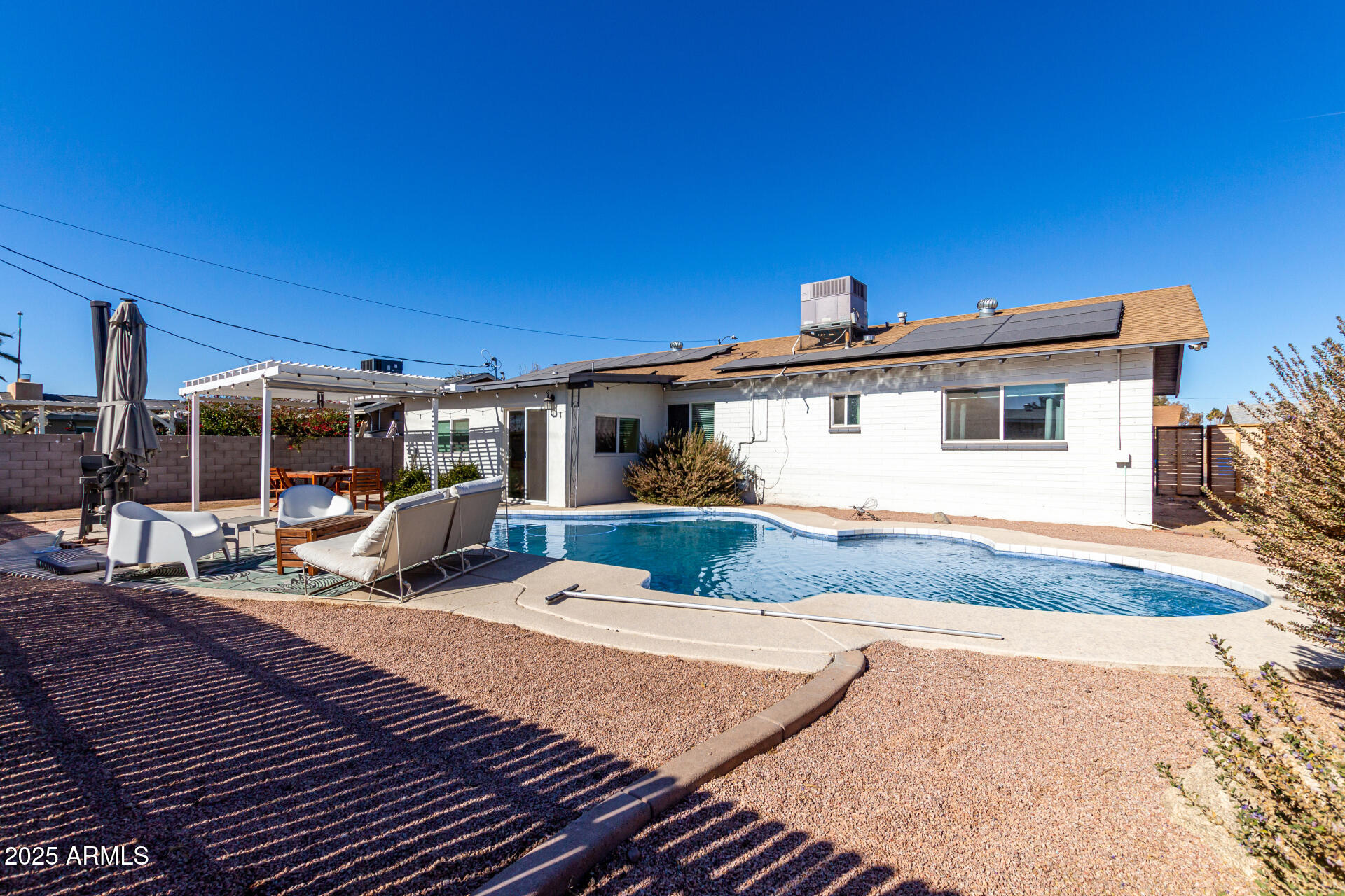 481 West Ivanhoe Place Chandler, AZ 85225 - Photo 2 of 30 Gorgeous Backyard