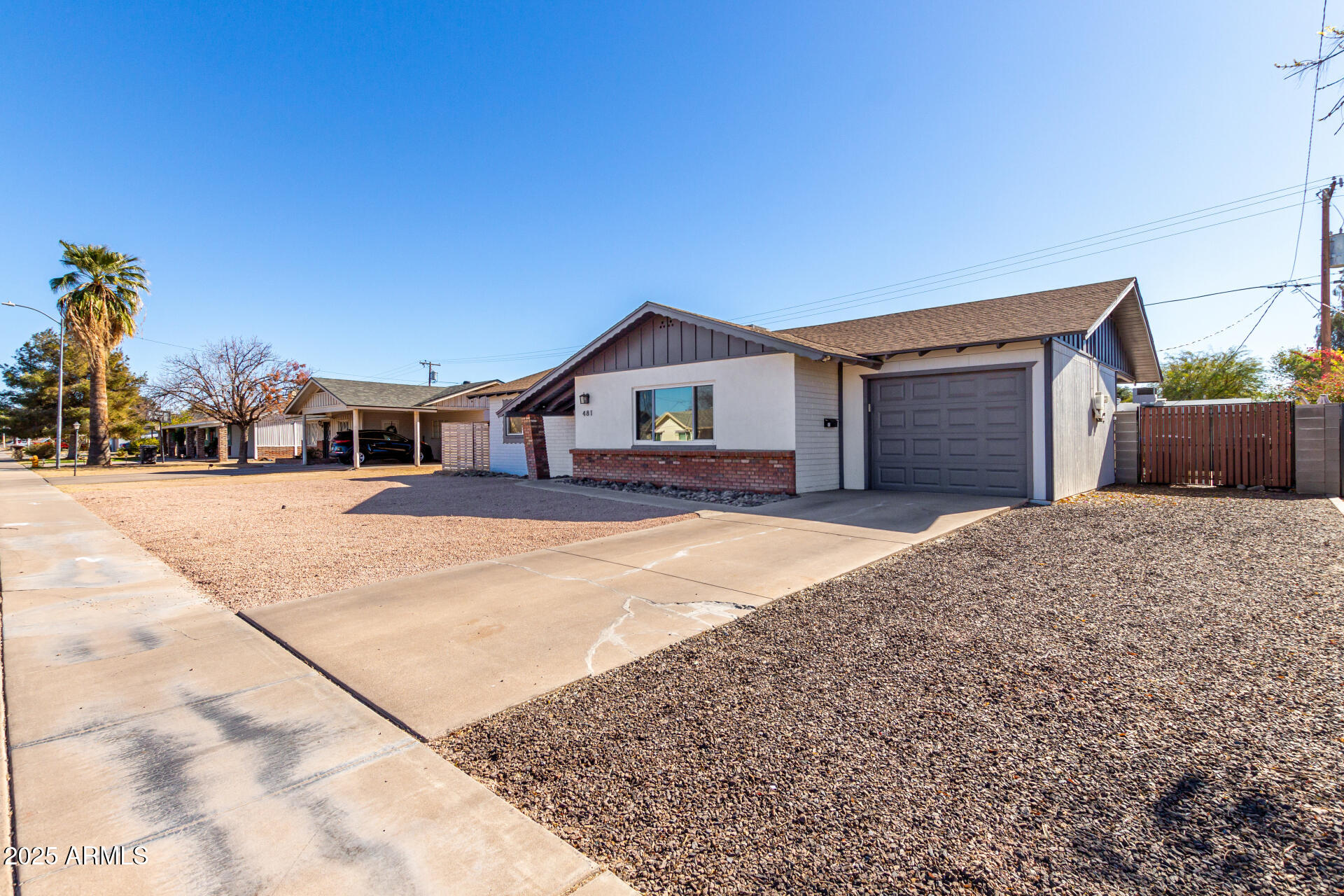 481 West Ivanhoe Place Chandler, AZ 85225 - Photo 29 of 30 Front of Home