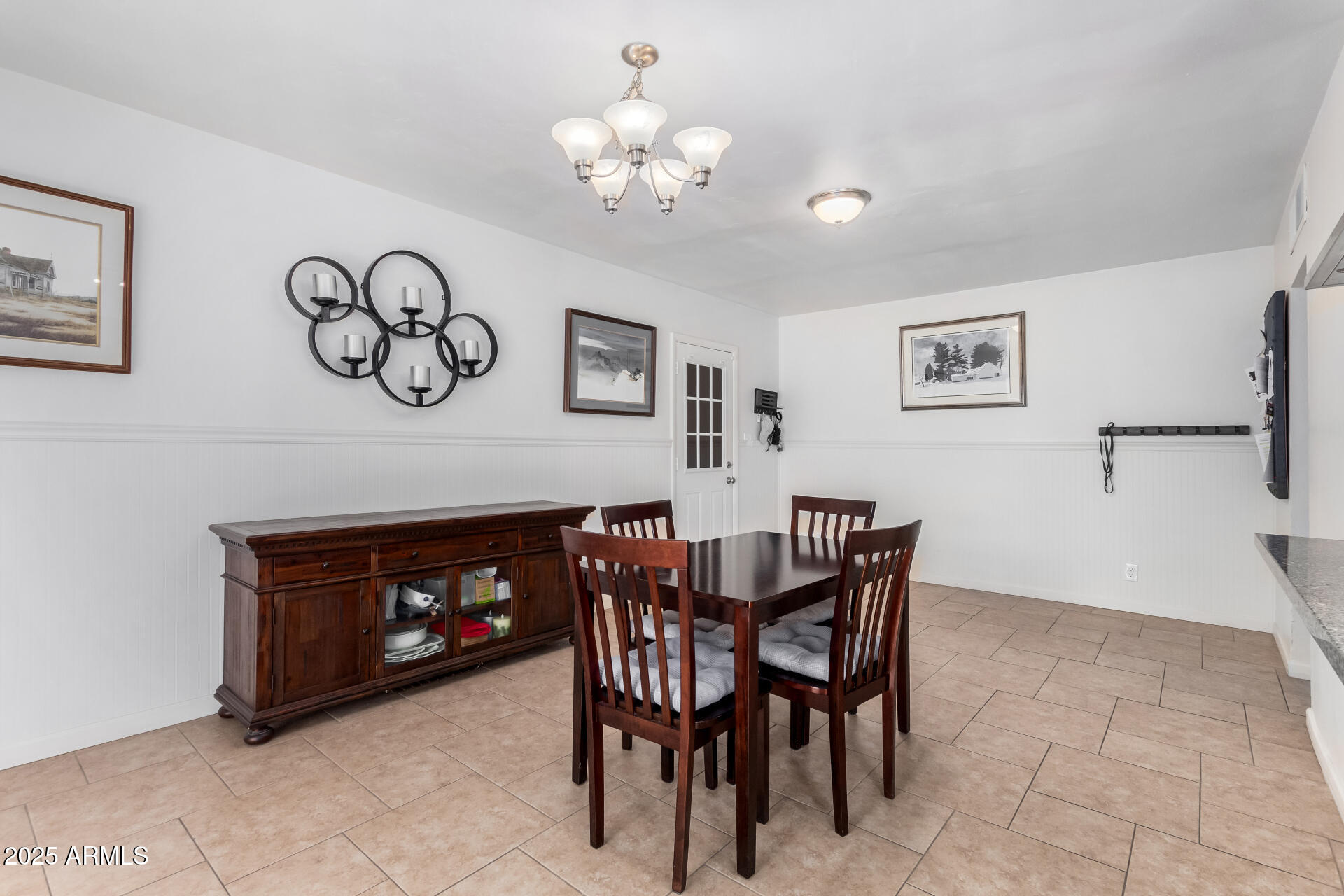 481 West Ivanhoe Place Chandler, AZ 85225 - Photo 10 of 30 Dining Room