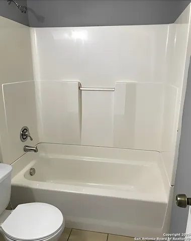 $900 | 7627 Windsor Oaks, San Antonio, TX 78239