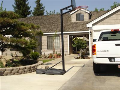 264 Fallbrook Circle Reedley, CA 93654 - Photo 34 of 37 Gallery Image 34