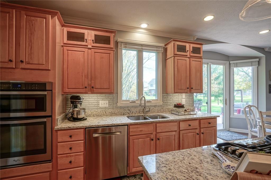 10247 Bent Tree Lane Fishers, IN 46037 - Photo 13 of 56 Gallery Image 13