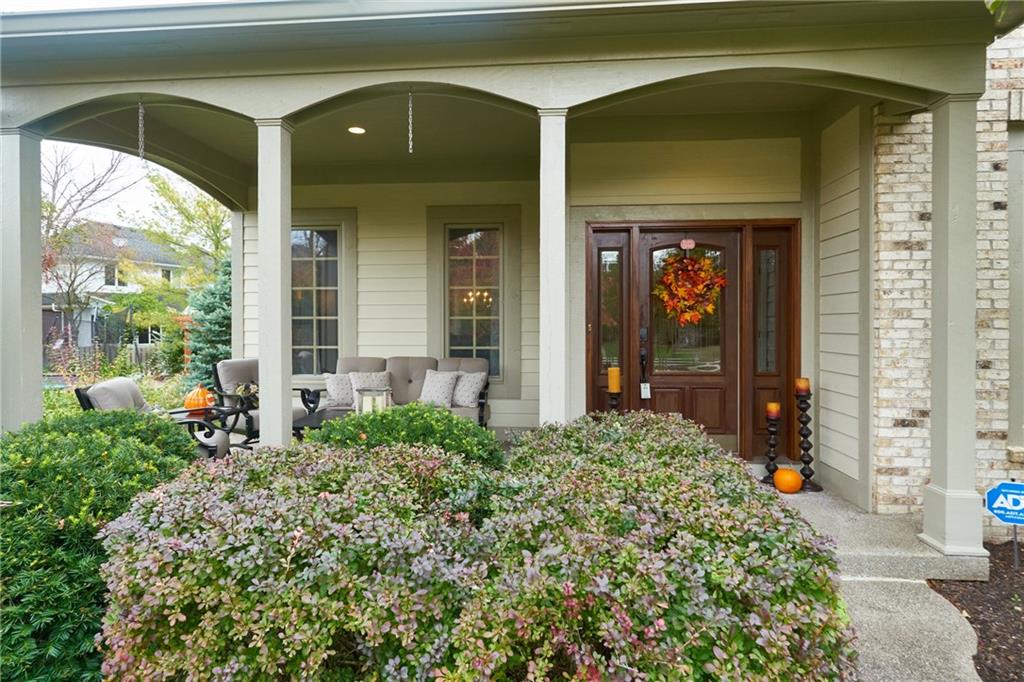 10247 Bent Tree Lane Fishers, IN 46037 - Photo 3 of 56 Gallery Image 3