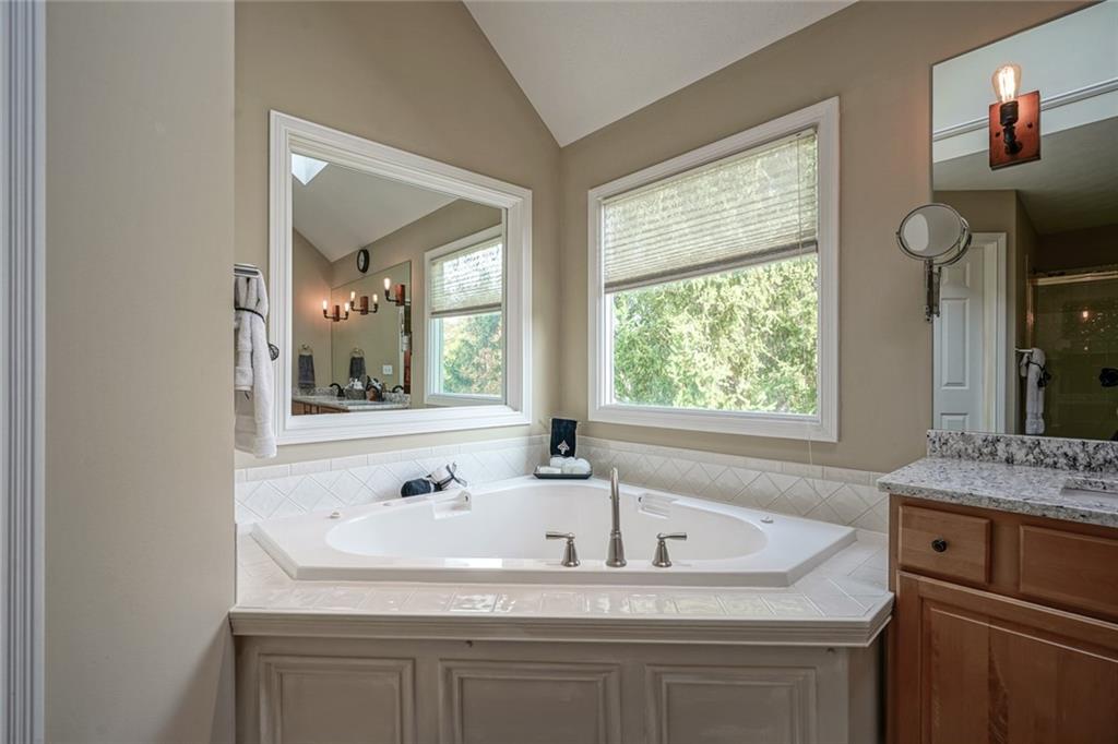 10247 Bent Tree Lane Fishers, IN 46037 - Photo 38 of 56 Gallery Image 38