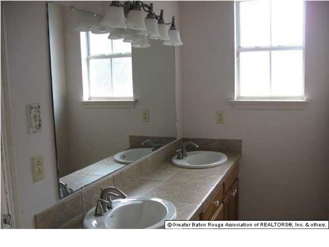15535 Leverde Avenue Baton Rouge, LA 70817 - Photo 13 of 22 Gallery Image 13