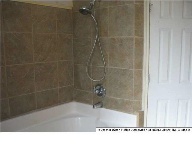 15535 Leverde Avenue Baton Rouge, LA 70817 - Photo 14 of 22 Gallery Image 14