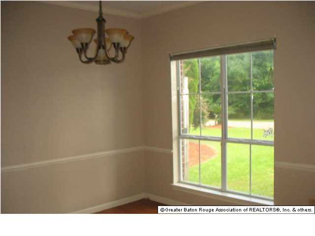 15535 Leverde Avenue Baton Rouge, LA 70817 - Photo 8 of 22 Gallery Image 8