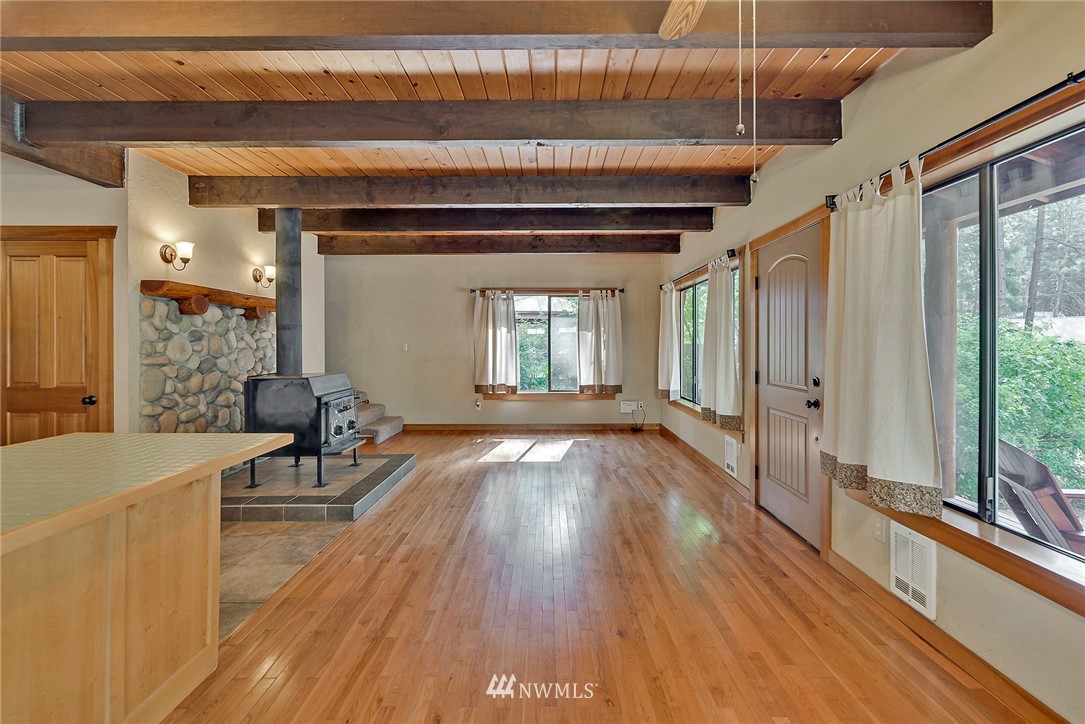 21313 Stetson Road Leavenworth, WA 98826 - Photo 5 of 40 Gallery Image 5