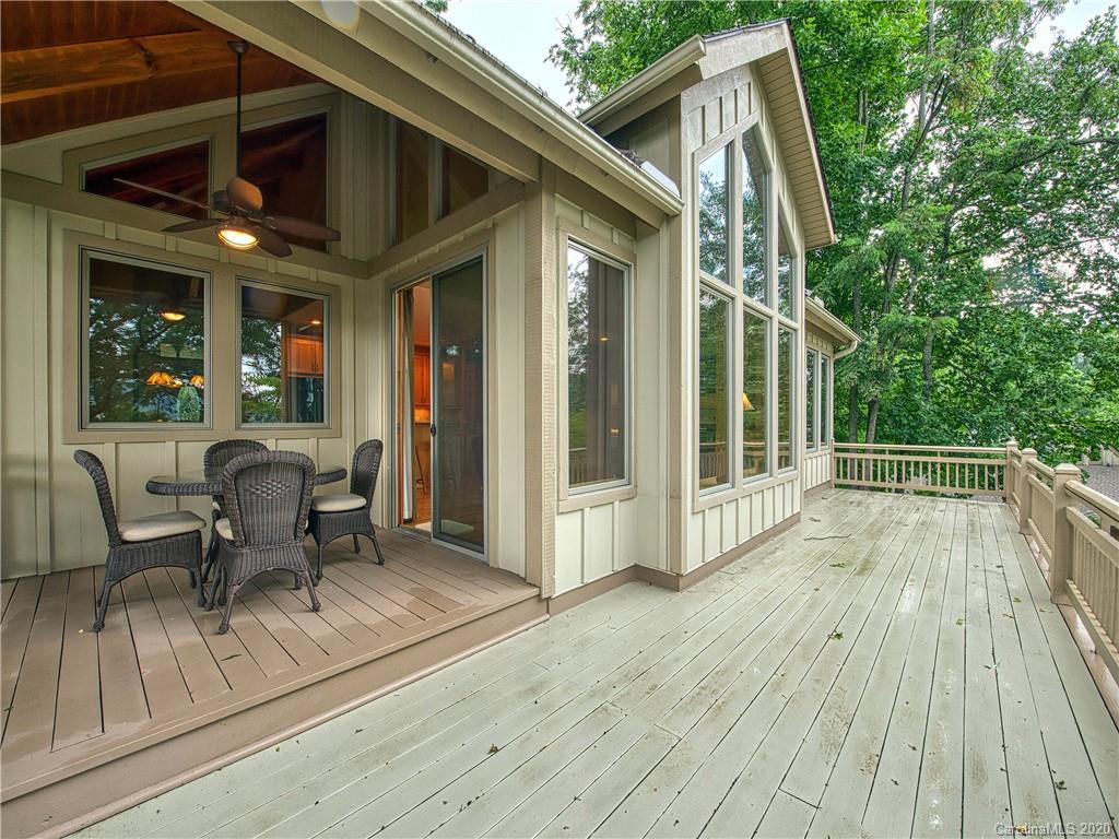18 Ruffed Grouse Lane Waynesville, NC 28786 - Photo 2 of 35 Gallery Image 2