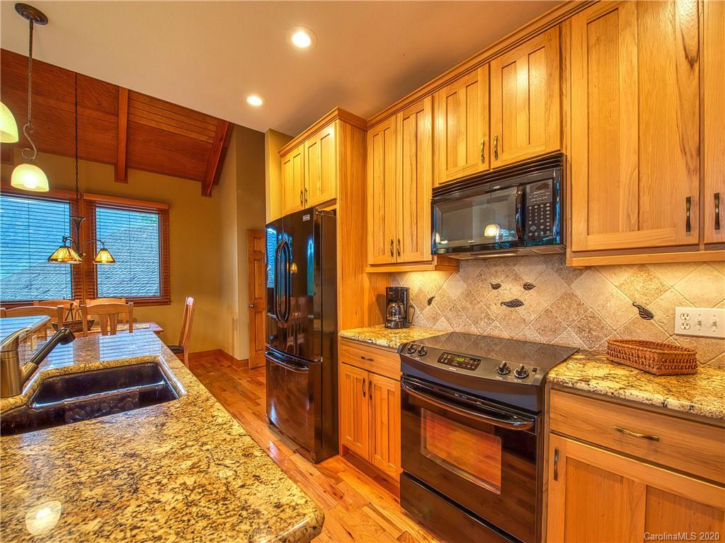 18 Ruffed Grouse Lane Waynesville, NC 28786 - Photo 10 of 35 Gallery Image 10