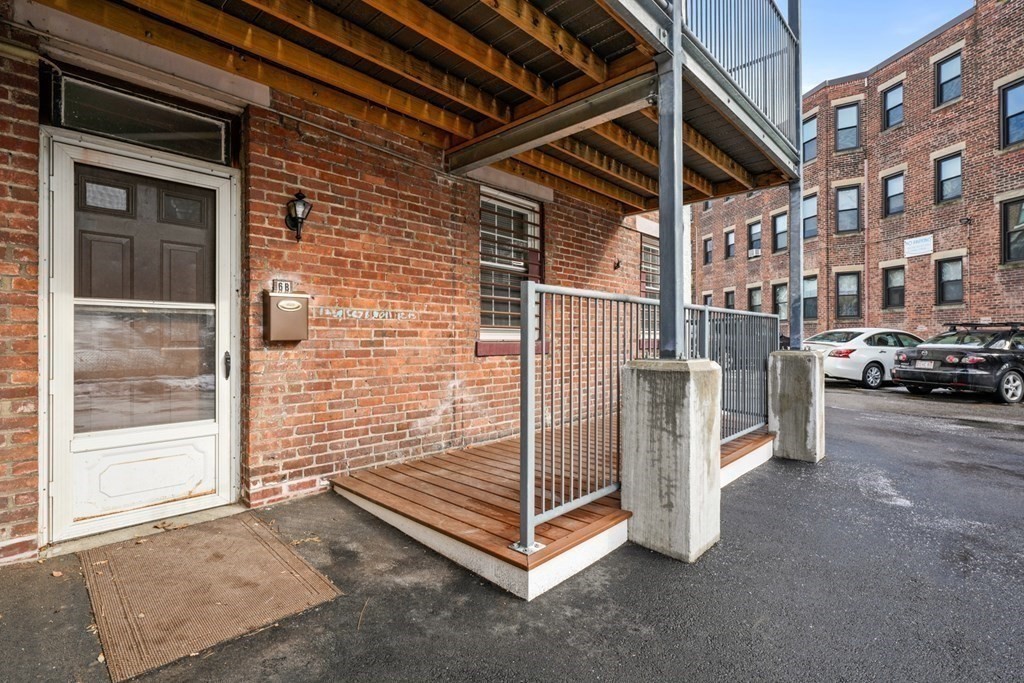 6 Radcliffe Road, Unit B Boston, MA 02134 - Photo 11 of 13