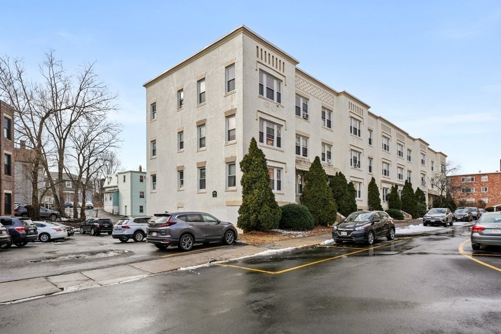 6 Radcliffe Road, Unit B Boston, MA 02134 - Photo 12 of 13
