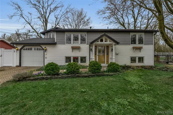 $249,900 | 13 Pamela Drive, Cheektowaga, NY 14043