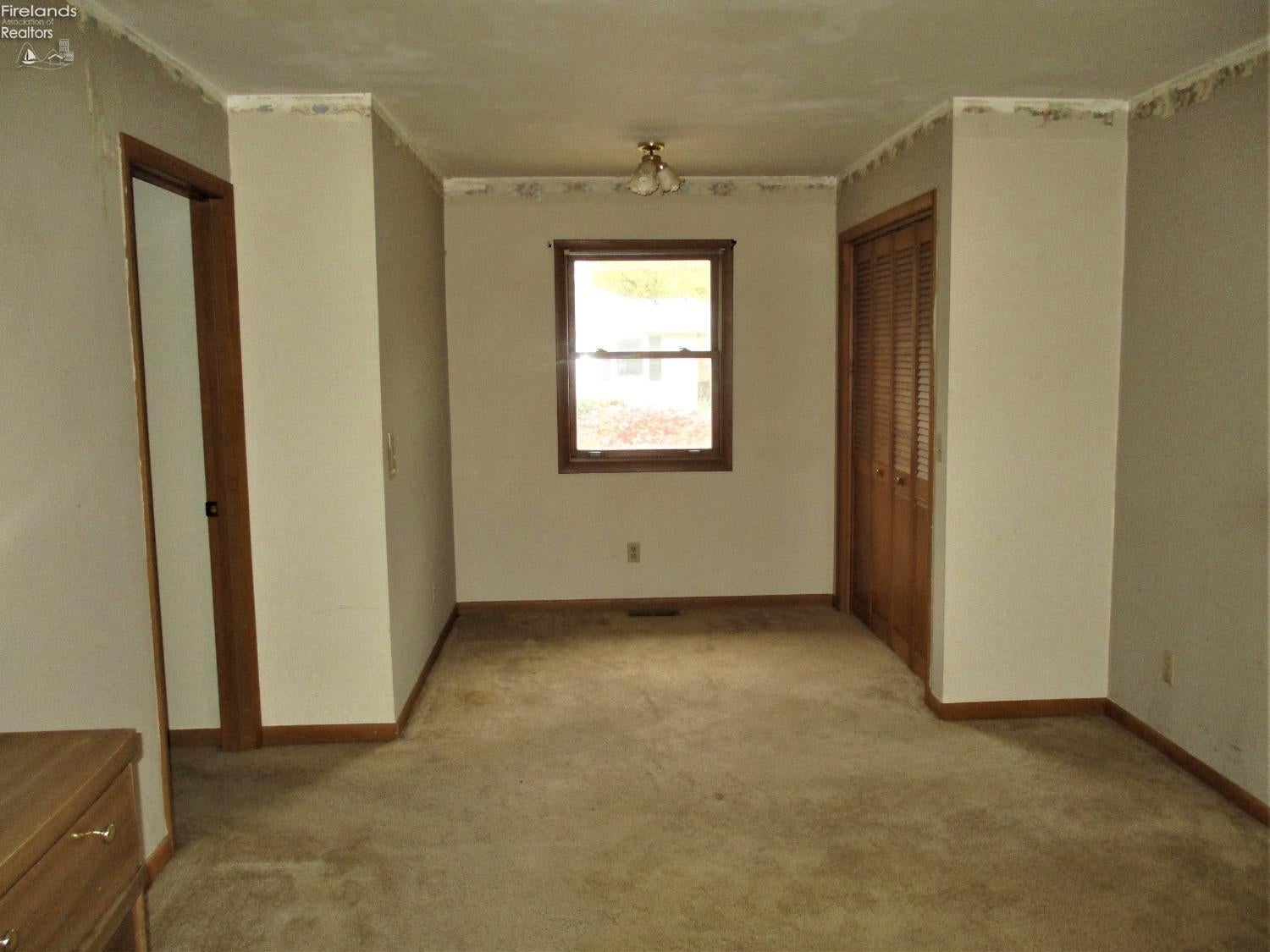 115 Lincoln Road Tiffin, OH 44883 - Photo 10 of 24 Gallery Image 10