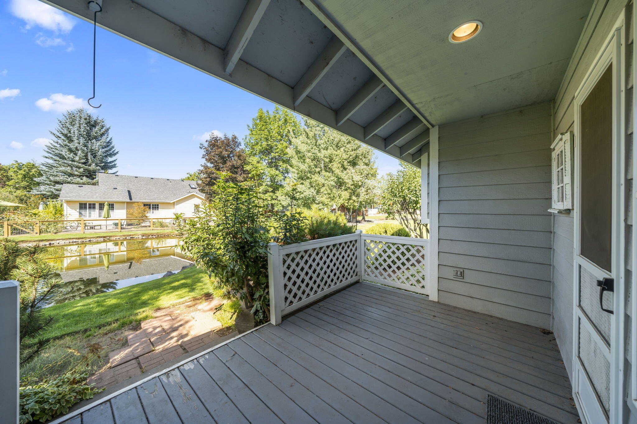 3304 Northeast Stonebrook Loop Bend, OR 97701 - Photo 34 of 38 4-web-or-mls-Stonebrook Loop (4 of 38)