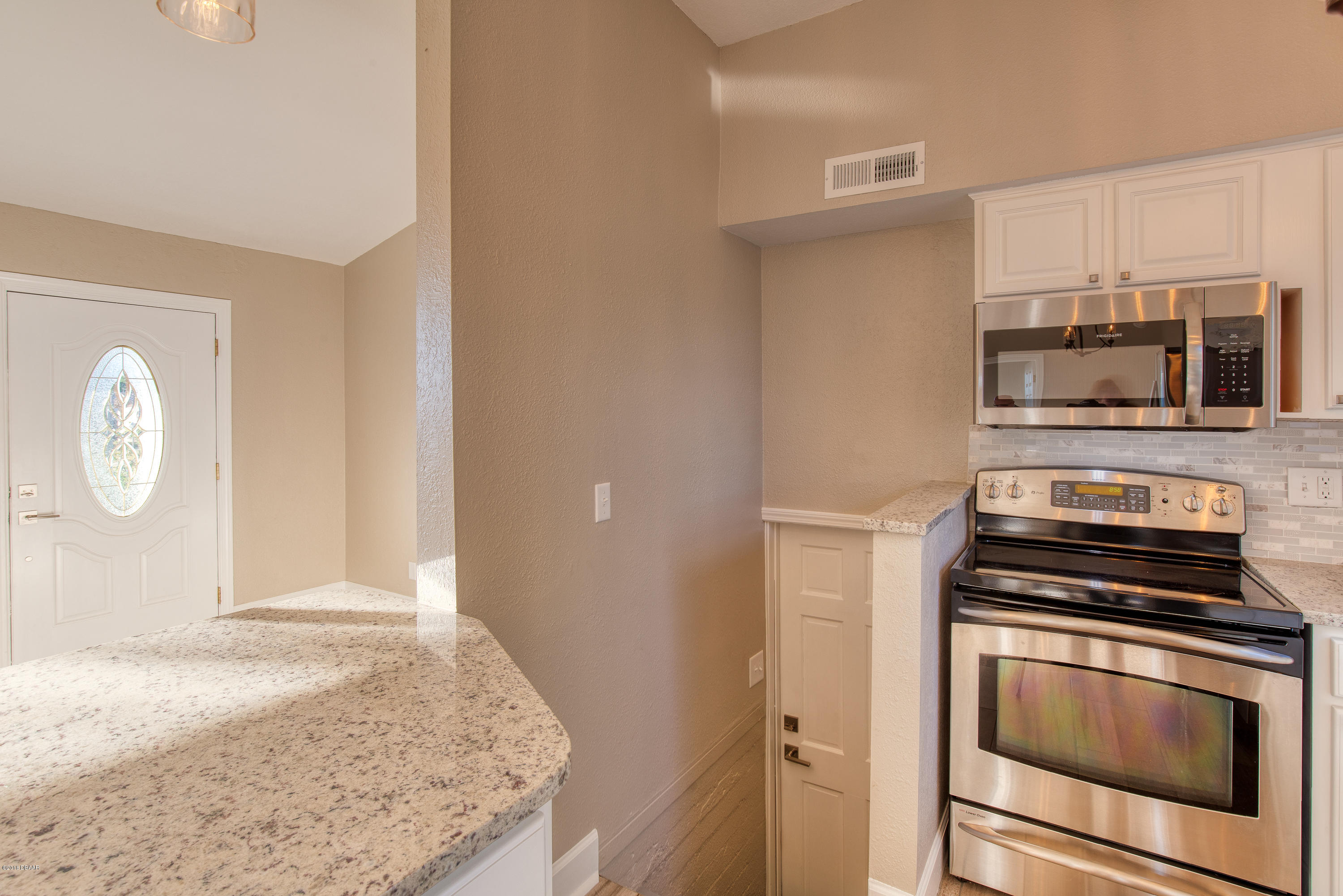 27 Marvin Road Ormond Beach, FL 32176 - Photo 14 of 60 27MarvinRoad-13