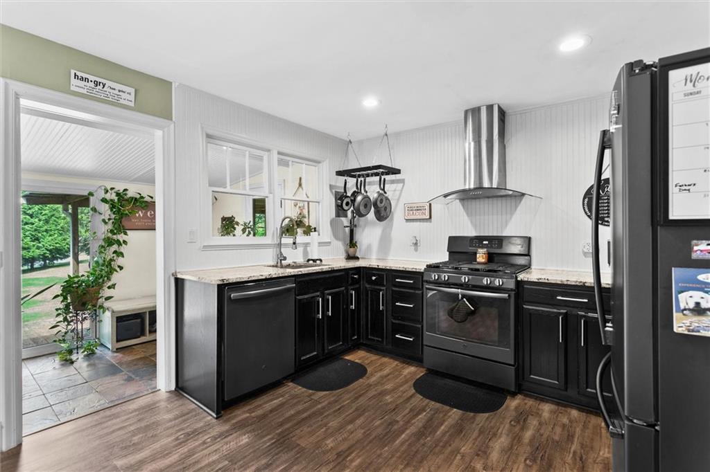 3920 Fork Road Northeast Conyers, GA 30012 - Photo 9 of 43