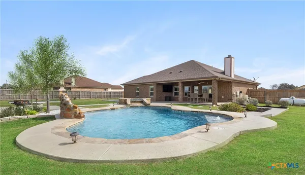 $584,000 | 11010 La Paloma Loop West, Salado, TX 76571