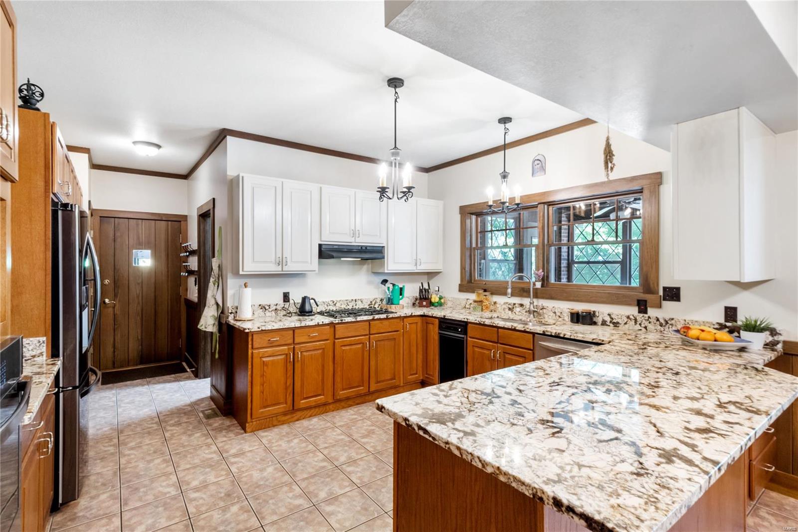 1085 Meadowsong Road Lebanon, IL 62254 - Photo 7 of 47