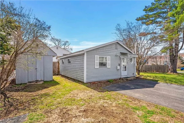 $399,000 | 34 Steere Avenue, North Providence, RI 02911