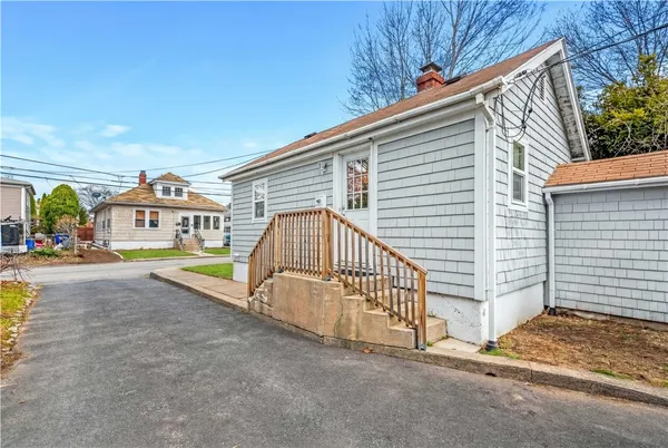 $399,000 | 34 Steere Avenue, North Providence, RI 02911