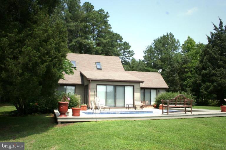 1011 Hudson Road Cambridge, MD 21613 - Photo 8 of 17 Swimming Pool 2