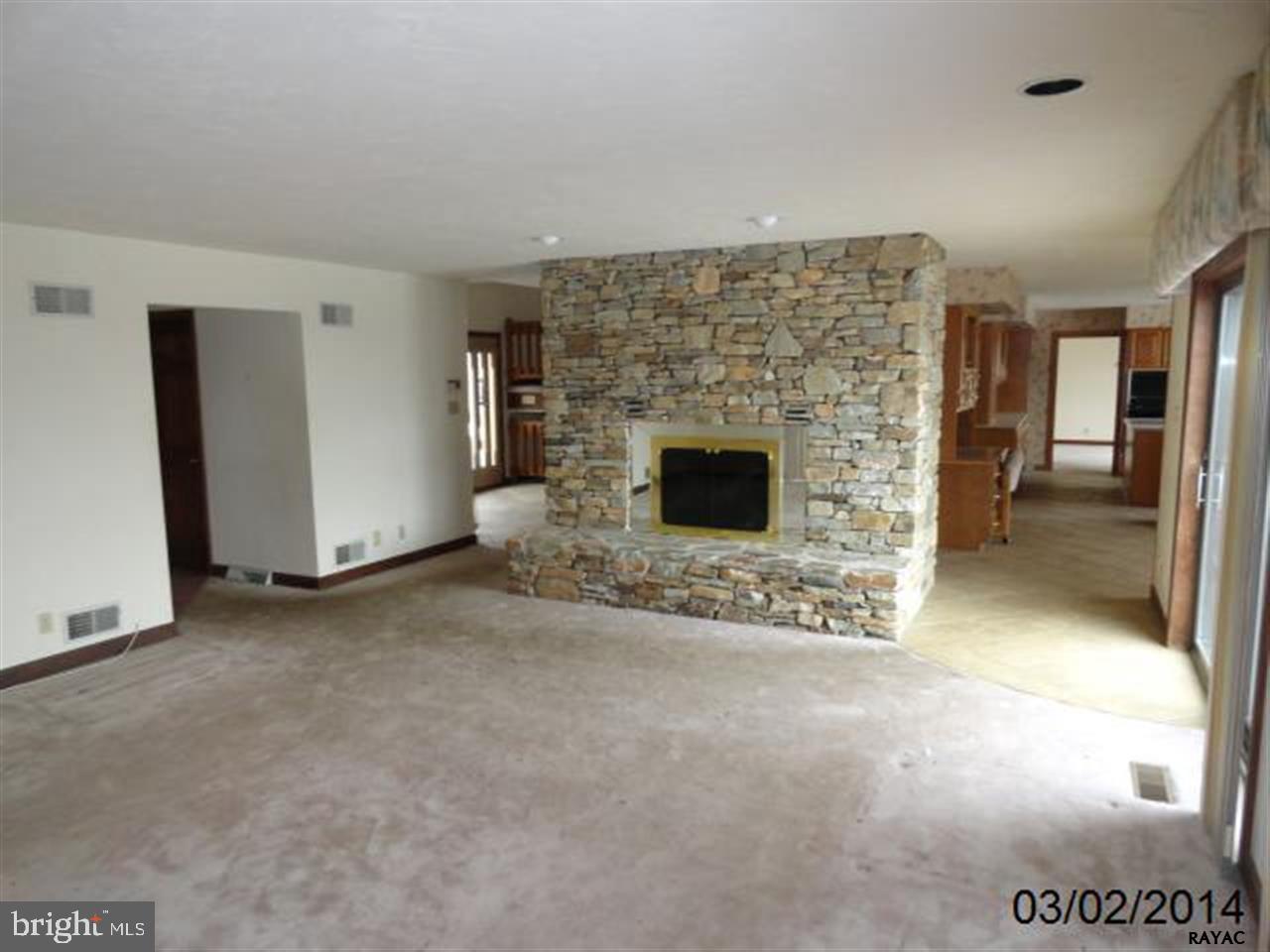 2341 Deininger Road York, PA 17406 - Photo 12 of 36 Gallery Image 12