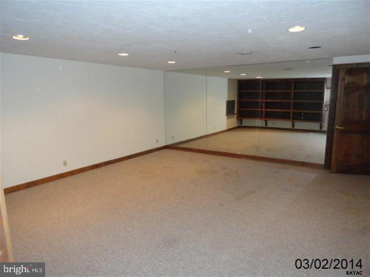 2341 Deininger Road York, PA 17406 - Photo 28 of 36 Gallery Image 28