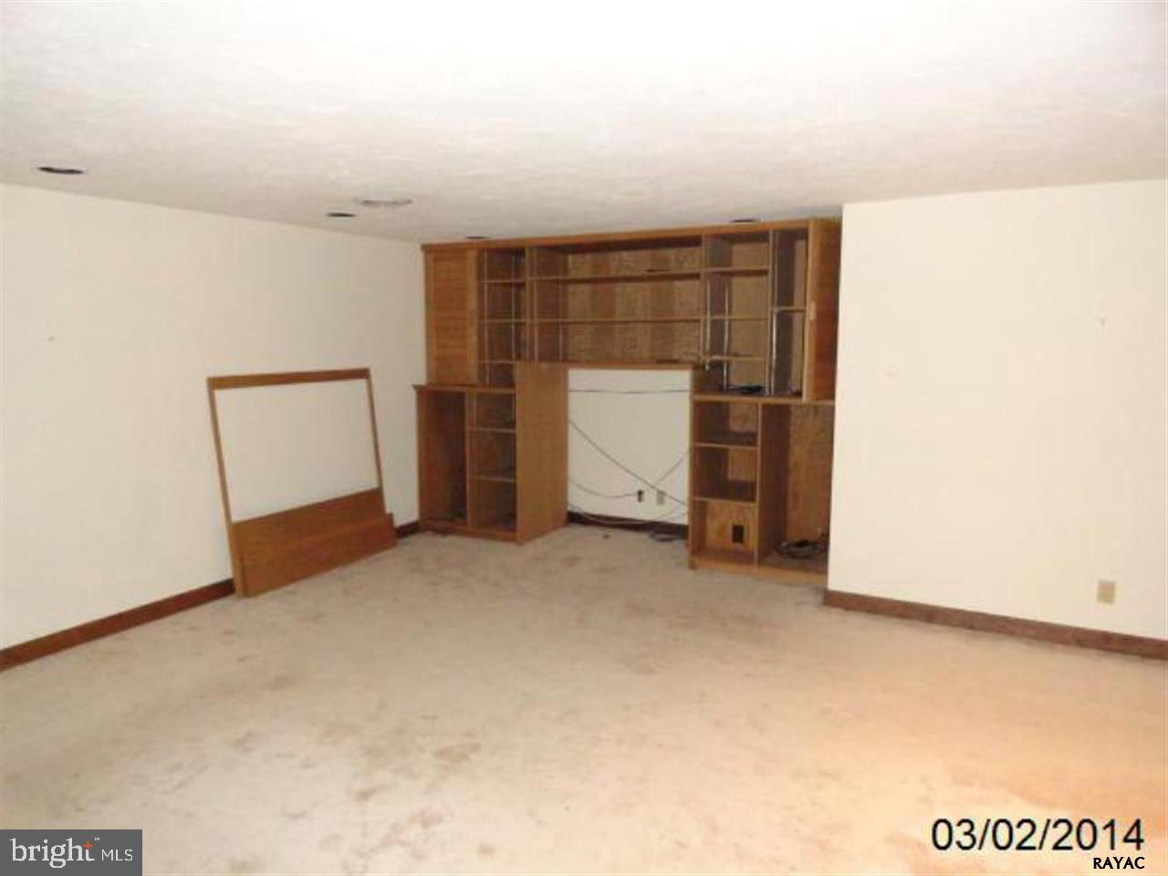2341 Deininger Road York, PA 17406 - Photo 33 of 36 Gallery Image 33