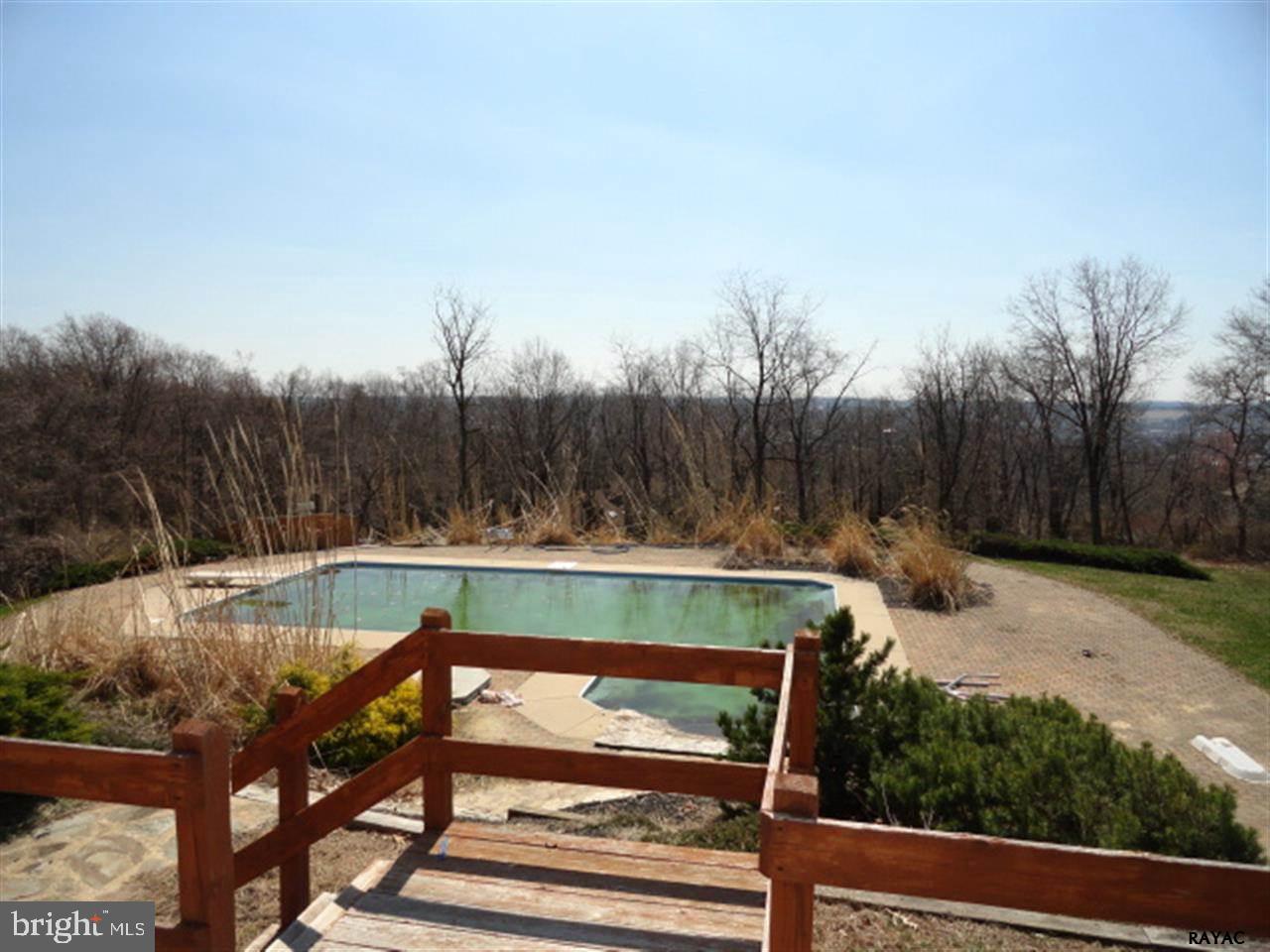 2341 Deininger Road York, PA 17406 - Photo 36 of 36 Gallery Image 36