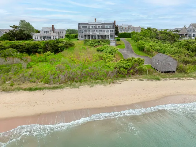 $34,500,000 | 52 Monomoy Road, Nantucket, MA 02554