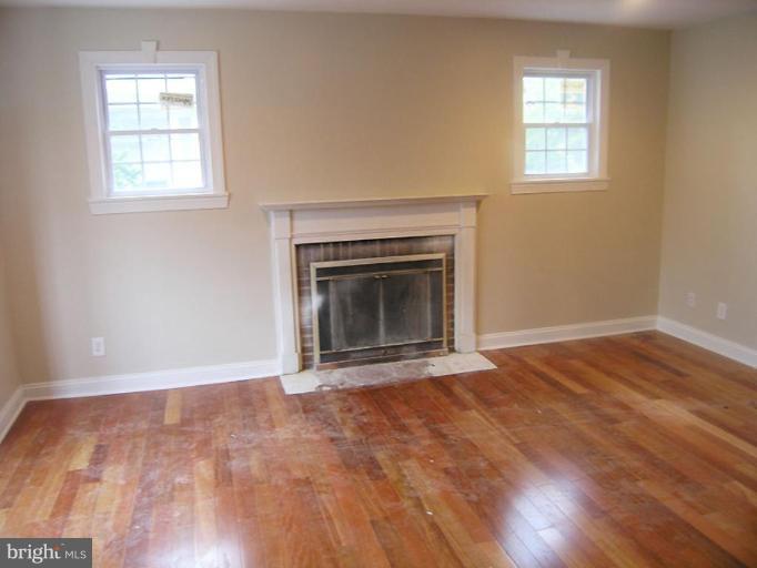 4012 Hillen Road Baltimore, MD 21218 - Photo 14 of 20 Living Room #2