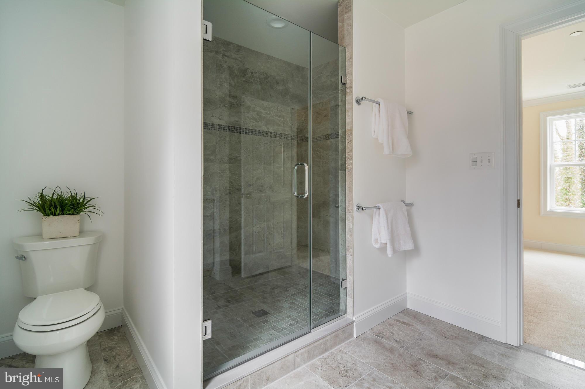 2604 Ogleton Road Annapolis, MD 21403 - Photo 10 of 26 Bath (Master)