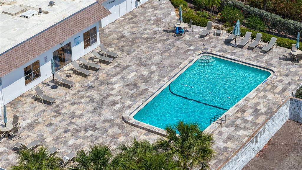 605 Sutton Place, Unit 201 Longboat Key, FL 34228 - Photo 34 of 46