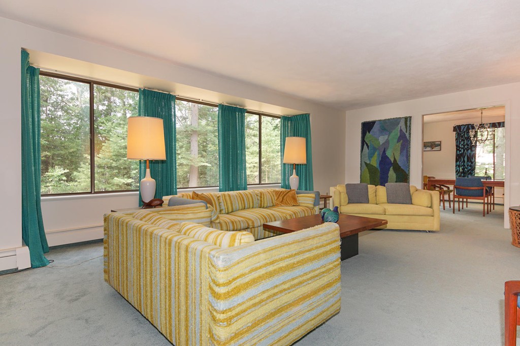 15 Pendleton Road Sudbury, MA 01776 - Photo 2 of 30