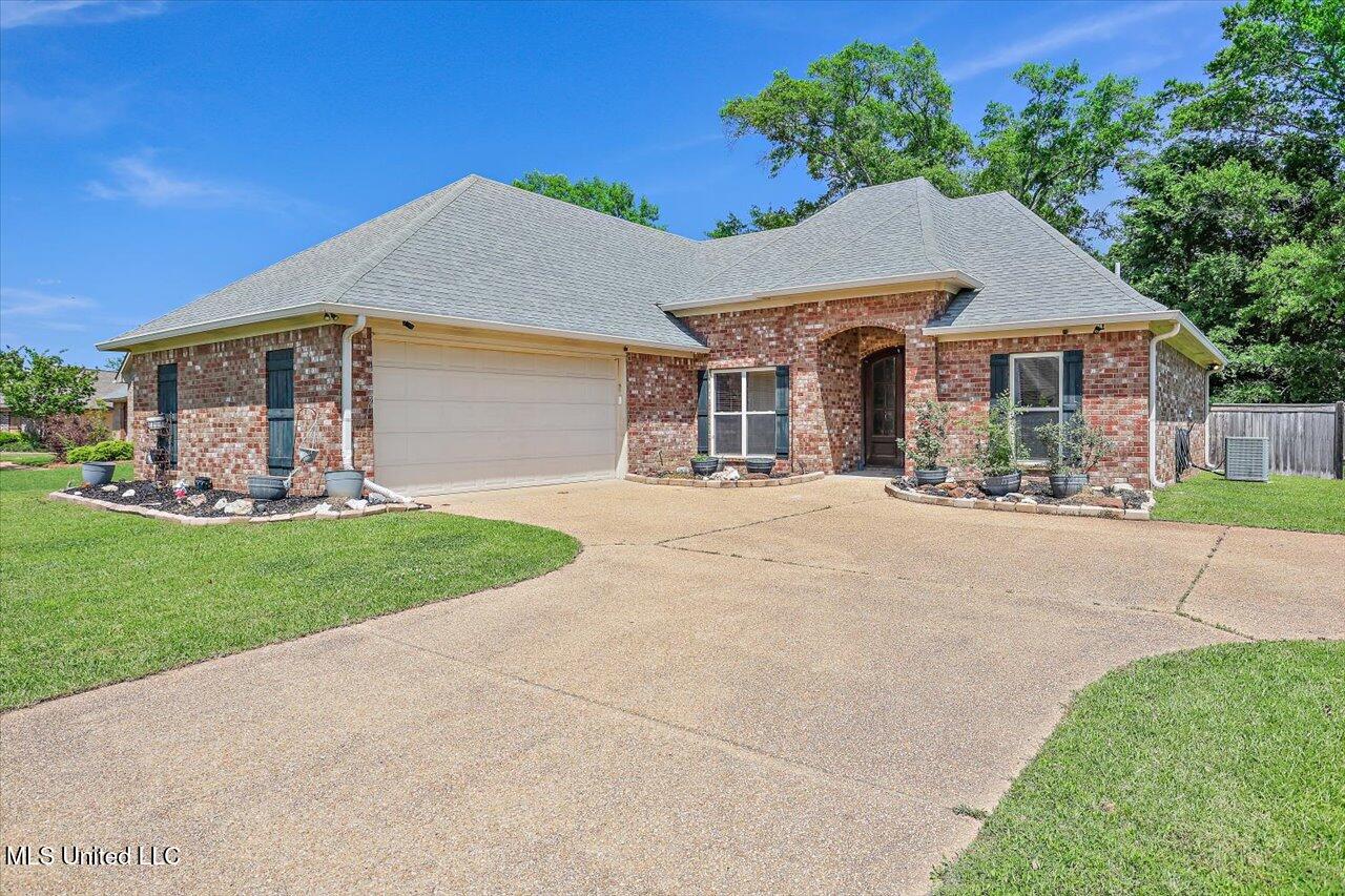 153 Millhouse Drive Madison, MS 39110 - Photo 2 of 33 01-153 Millhouse Dr