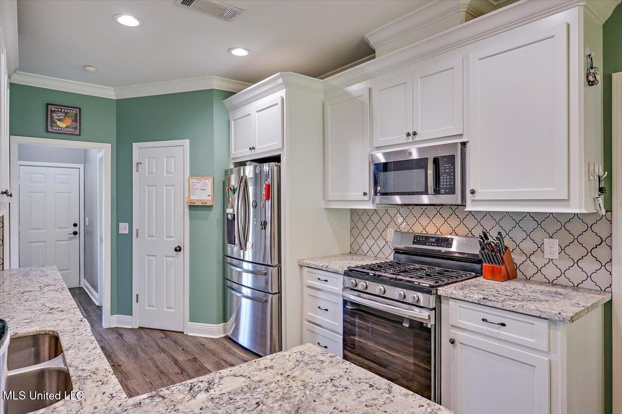 153 Millhouse Drive Madison, MS 39110 - Photo 10 of 33 10-153 Millhouse Dr