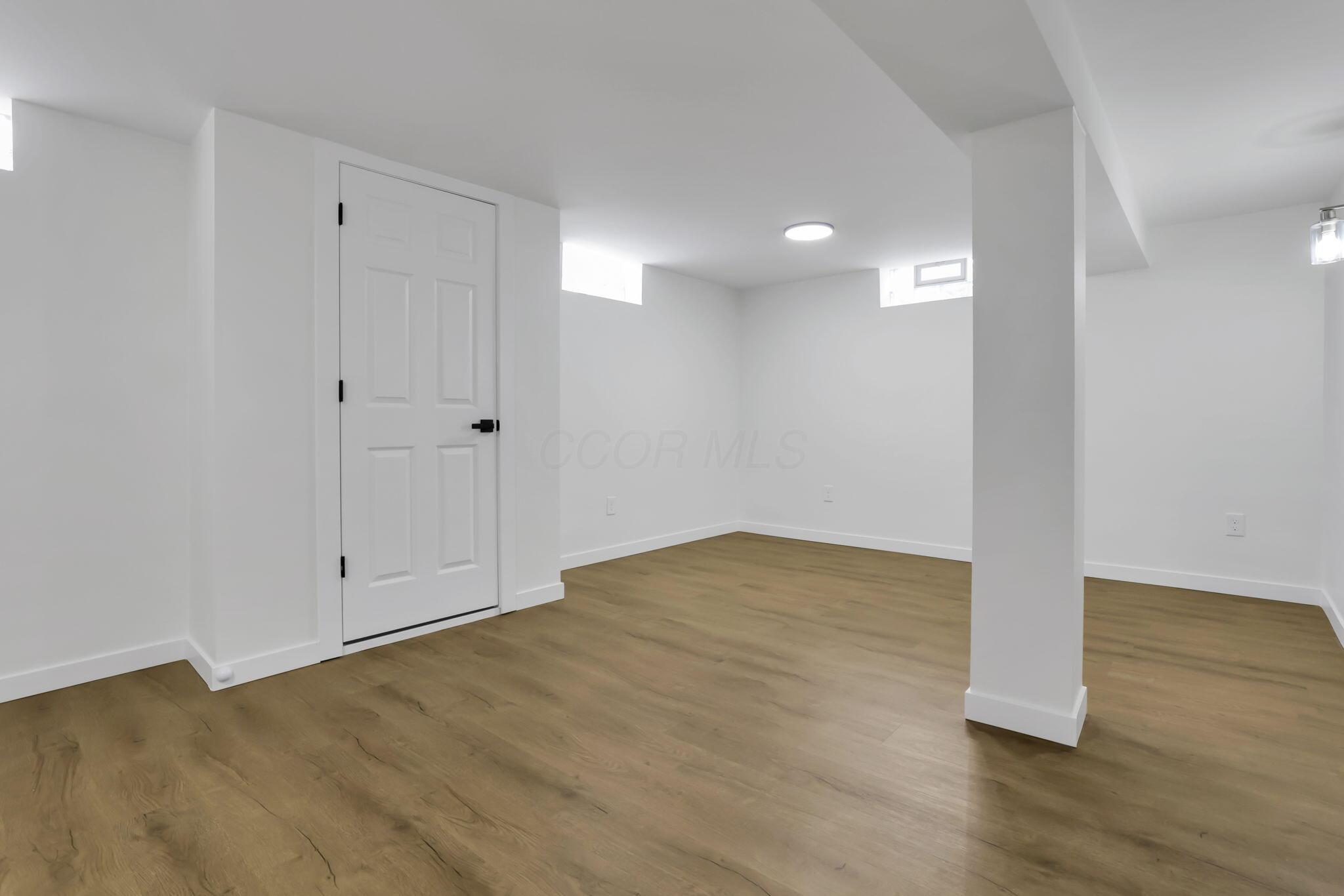 180 North Harding Road Columbus, OH 43209 - Photo 21 of 38 Finished Basement