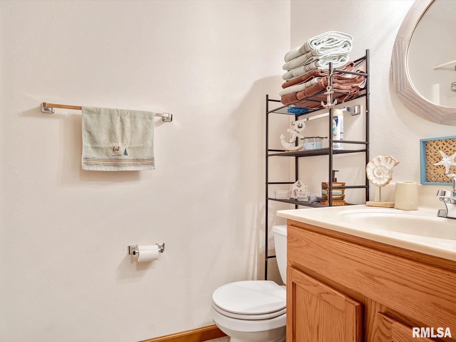 2234 Cascade Lane Centralia, IL 62801 - Photo 11 of 21