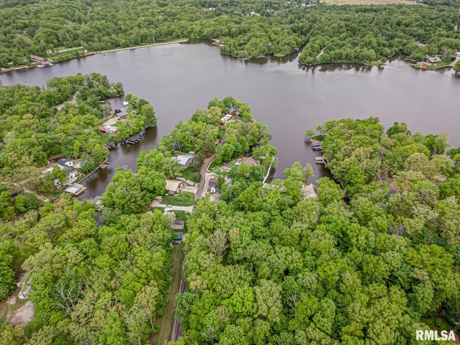 2234 Cascade Lane Centralia, IL 62801 - Photo 4 of 21