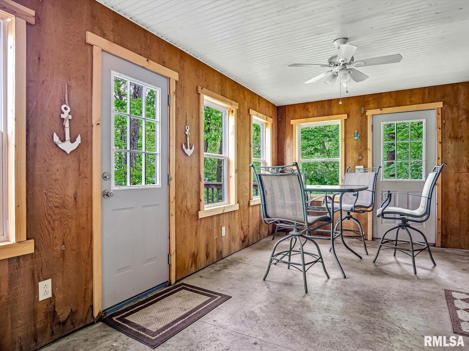 2234 Cascade Lane Centralia, IL 62801 - Photo 8 of 21