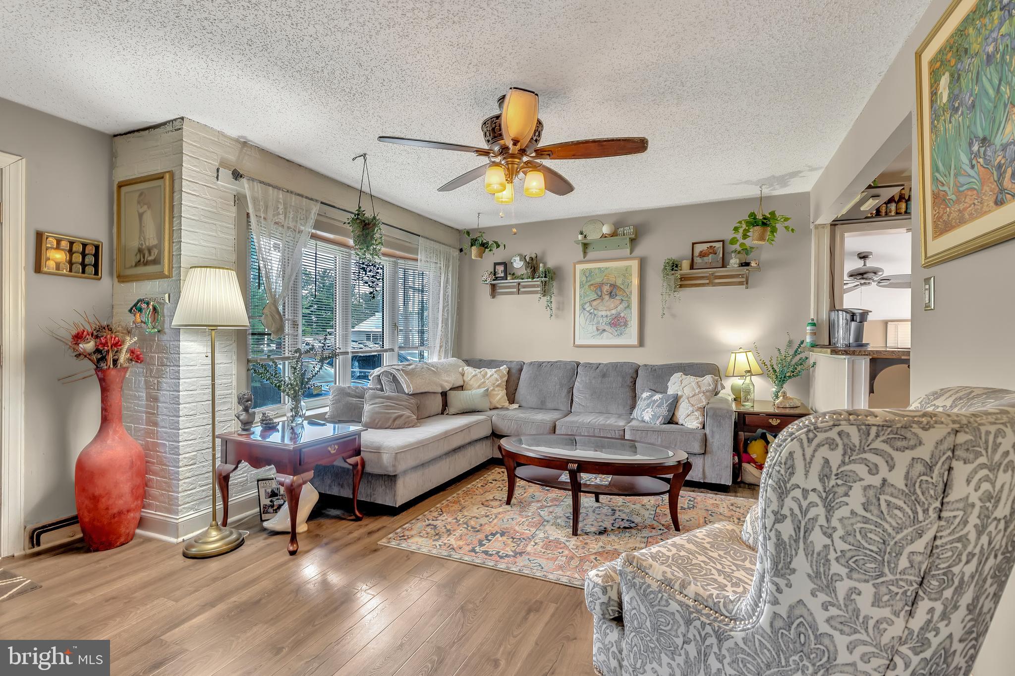 139 East Evesham Road Runnemede, NJ 08078 - Photo 4 of 12