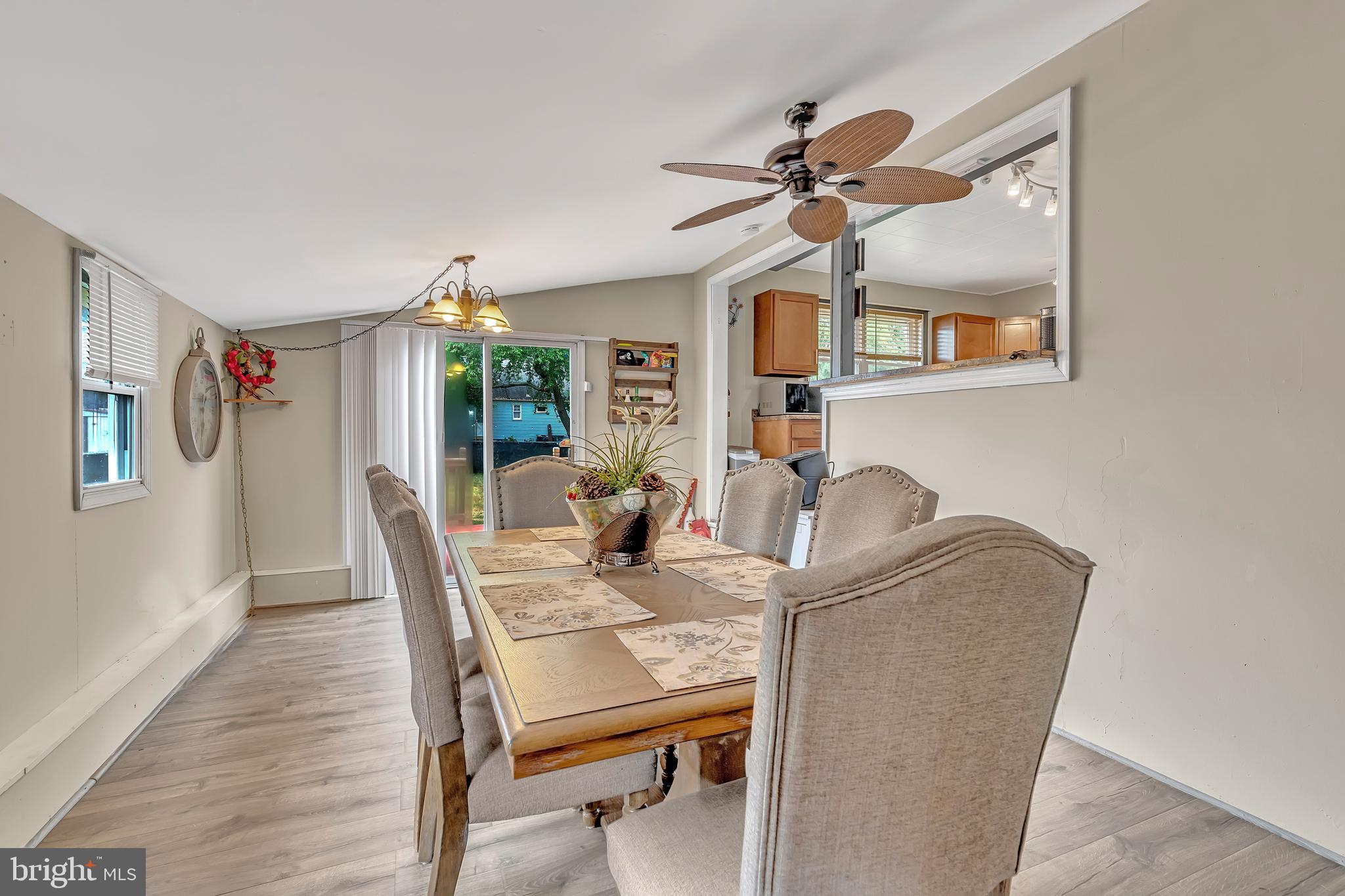 139 East Evesham Road Runnemede, NJ 08078 - Photo 5 of 12