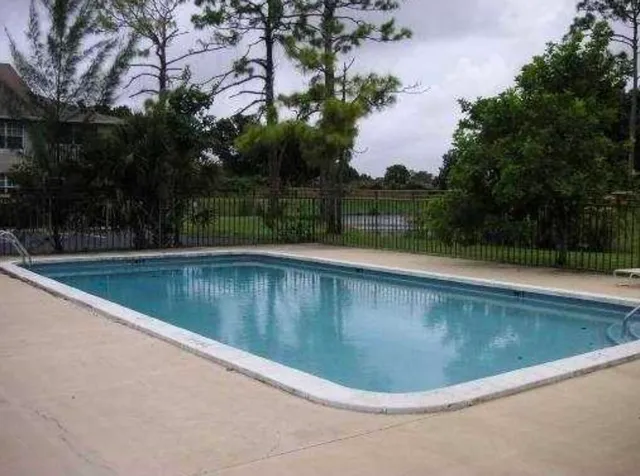 $1,900 | 4215 South 57th Avenue, Unit C, Greenacres, FL 33463